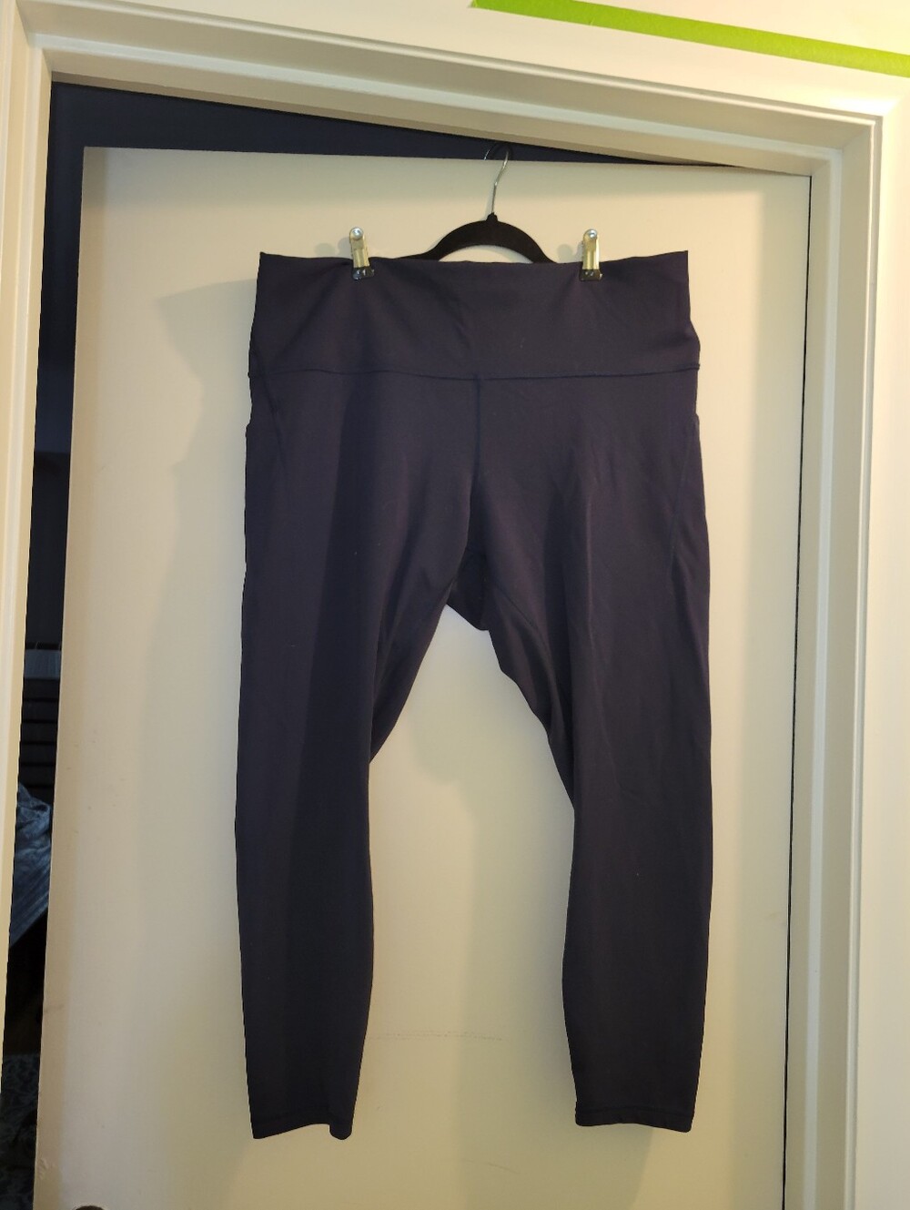 Lululemon Navy Blue Athletic Leggings with Signature Logo - Picture 2 of 6
